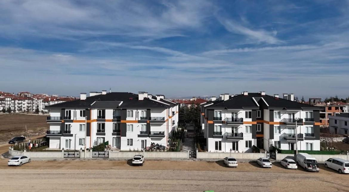 M.FEVZİ ÇAKMAK MAHALLESİNDE ARA KAT SİTE İÇİNDE SATILIK DAİRE 19