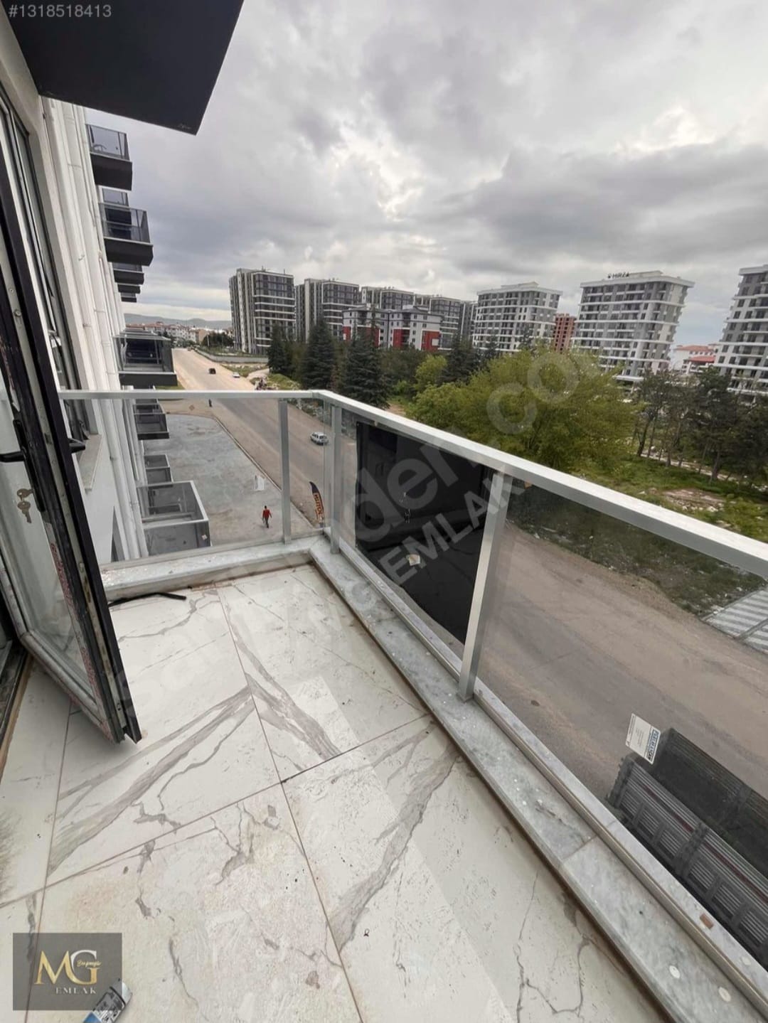 GÜVEN EVLER MAHALLESİNDE KİRALIK OFİS 11